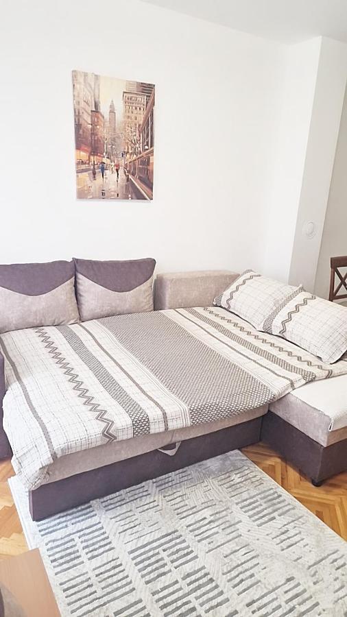 Apartamento Vodenica Novi Sad Exterior foto